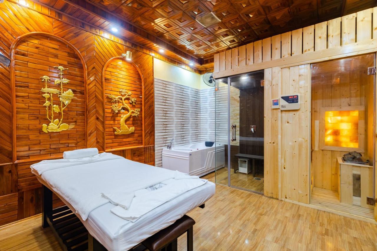 Theking Hotel Huong Gia Dış mekan fotoğraf